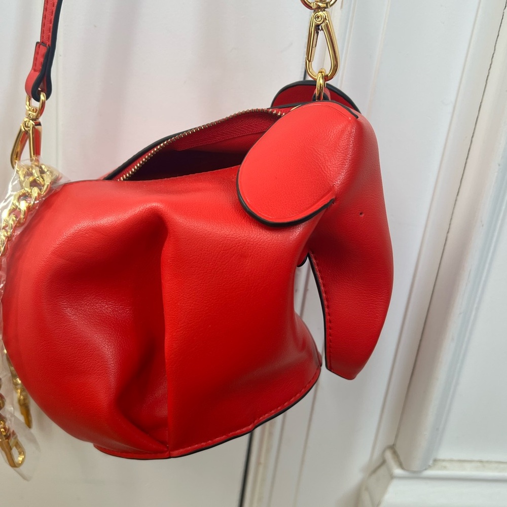 Red faux leather elephant crossbody